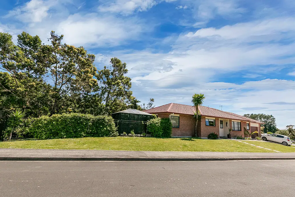 63 Claverdon Drive, Massey, Waitakere City, Auckland