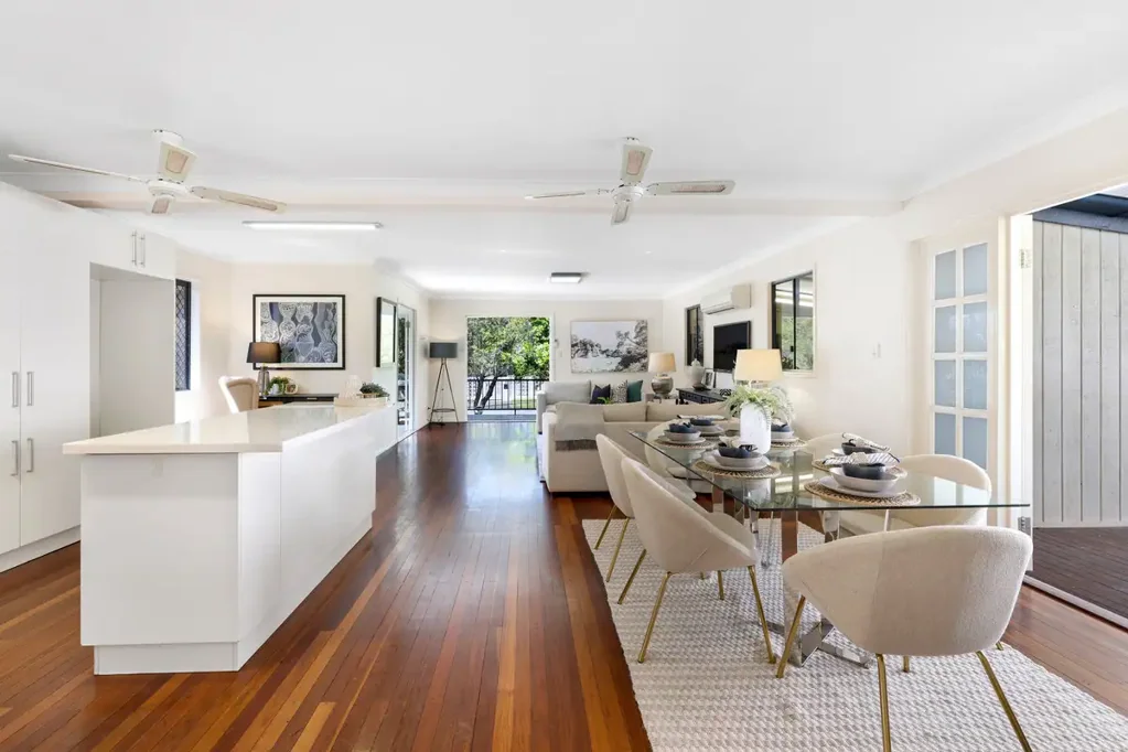 Labrador 5 Bedroom First time to the market in 40 years!!