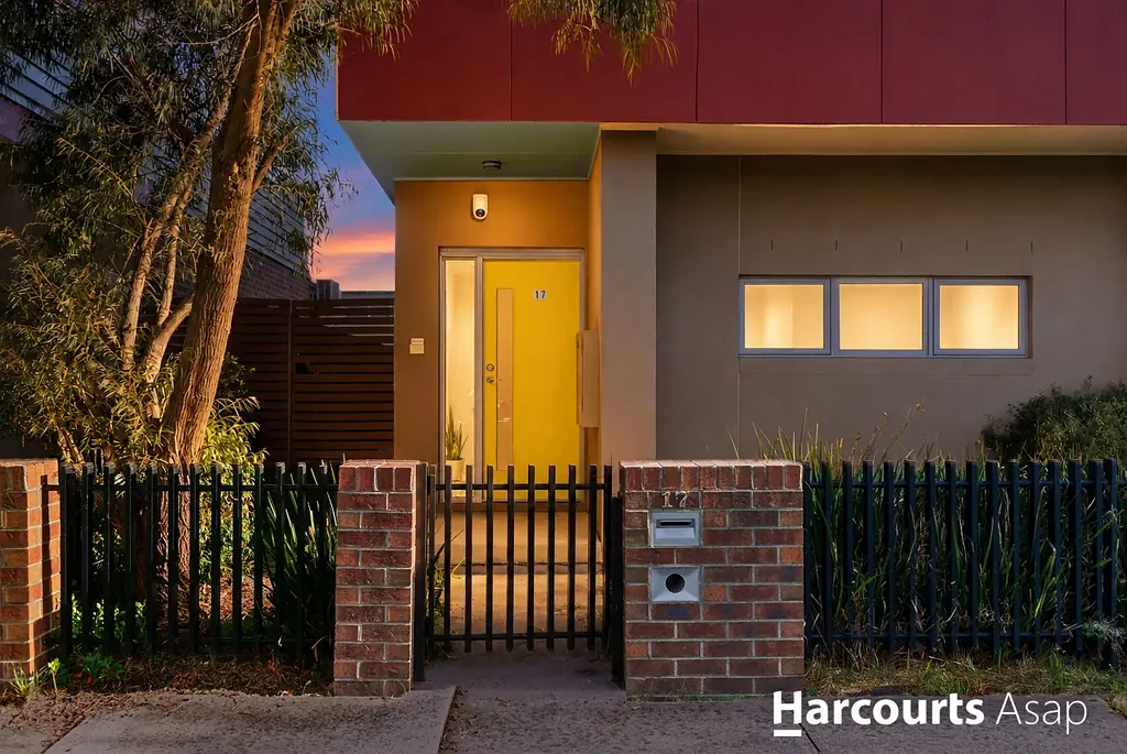 Dandenong 2房 Burbank精筑联排 两卧宽敞舒适 优质电器齐全 中心地段便利 步行生活配套 SET DAY SALE BY 10th JUNE 2026