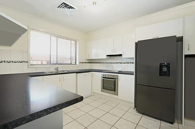 1 O'Sullivan Street, Griffith, NSW 2680, 4 Bedrooms, 3 Bathrooms, House