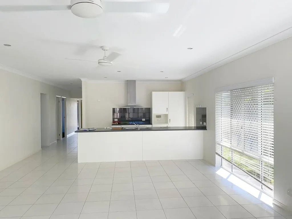Smithfield 4 Bedroom, 2 Bathroom, Double Garage