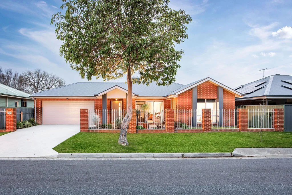17 Bassett Street, Wodonga, VIC 3690