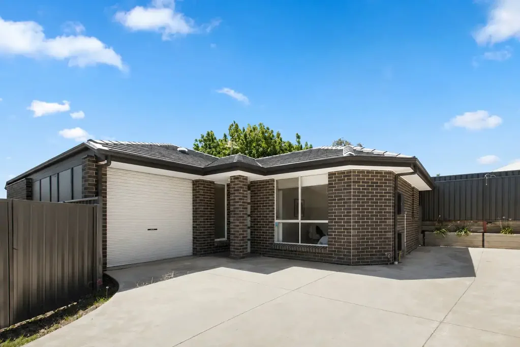 Ingle Farm 3બેડરૂમ Modern, Low-Maintenance Living in a Prime Location