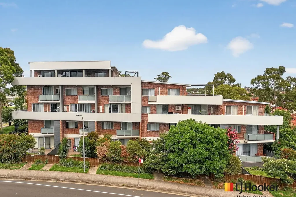 1/2 Kurrajong Road, Casula, NSW 2170
