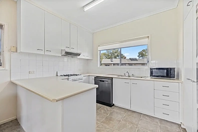 2 Eric Court, Emerald, QLD 4720, 3 રૂમ, 1 બાથરૂમ, House