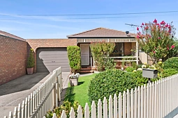 2/6 Kerr Street, North Geelong