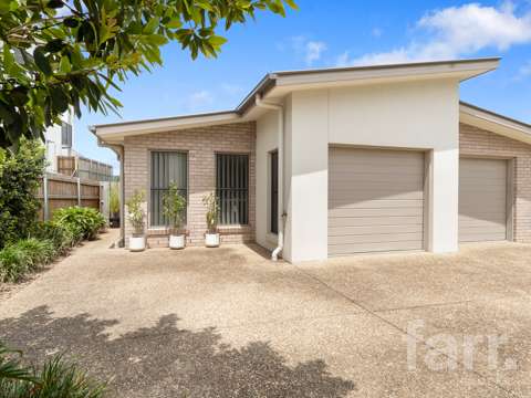 Pimpama 3 Bedroom SUPERB MODERN HOME IN A TOP LOCATION
