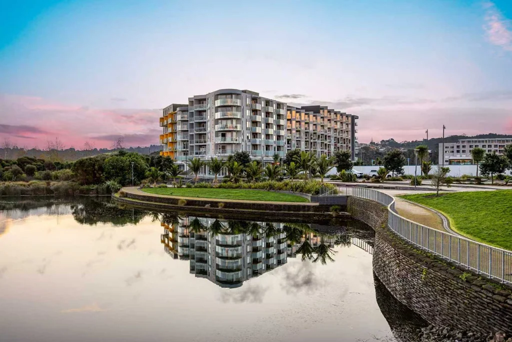 Modern 1 Bedroom + Study Apartment in the Heart of Albany