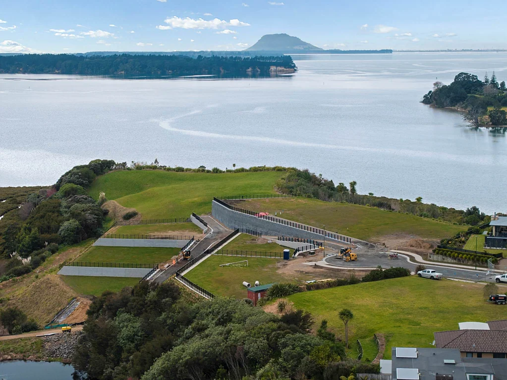Omokoroa  Introducing Lynley Park - Omokoroa Peninsula!
