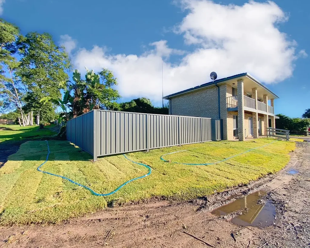 Spacious Two-Storey Home Overlooking Telarah Lagoon
