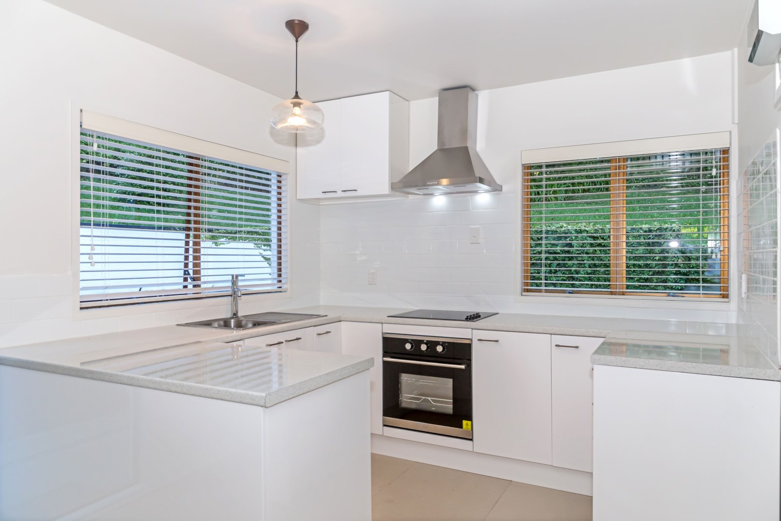 2/1 Marina Road, Torbay, Auckland - North Shore, 2 غرف, 1 حمامات