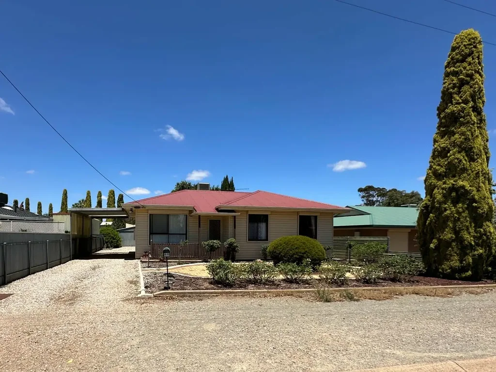 22 Gloucester Rd, Jamestown, SA 5491