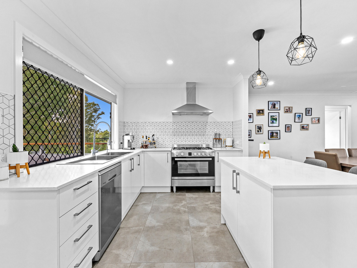 102 SAMFORD RD, LEICHHARDT QLD 4305, 0 habitaciones, 0 baños, House