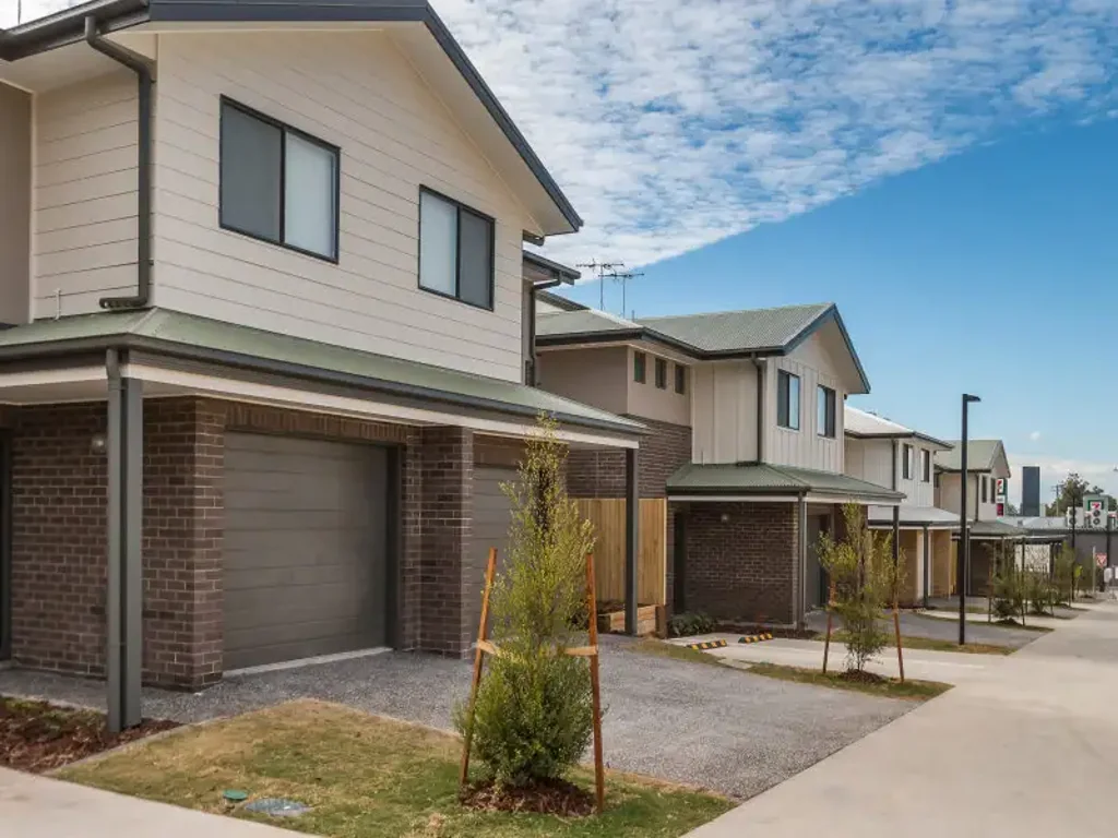 Three Bedroom Townhouse suitable for families - $580 per week increasing to $620 per week from 28/01/2027