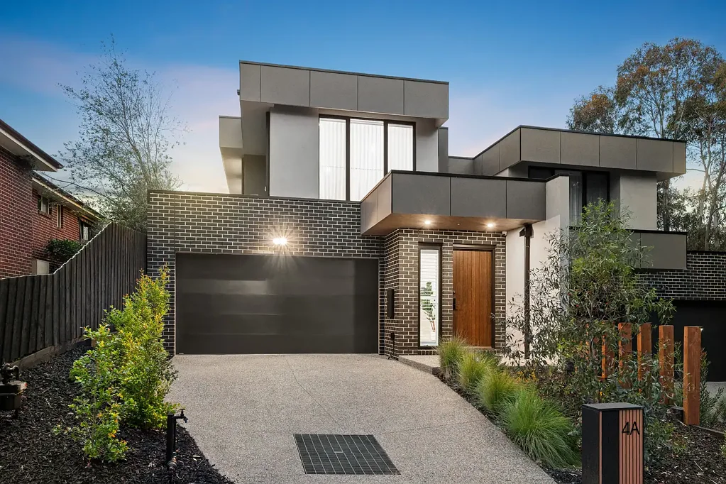 Doncaster East 4침실 Luxury Living in the Beverley Hills Primary Zone