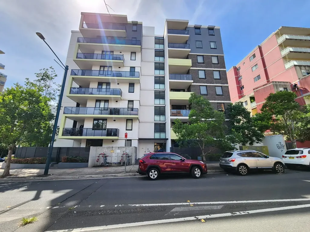 Warwick Farm 3房  Large 3 Bedroom Unit!