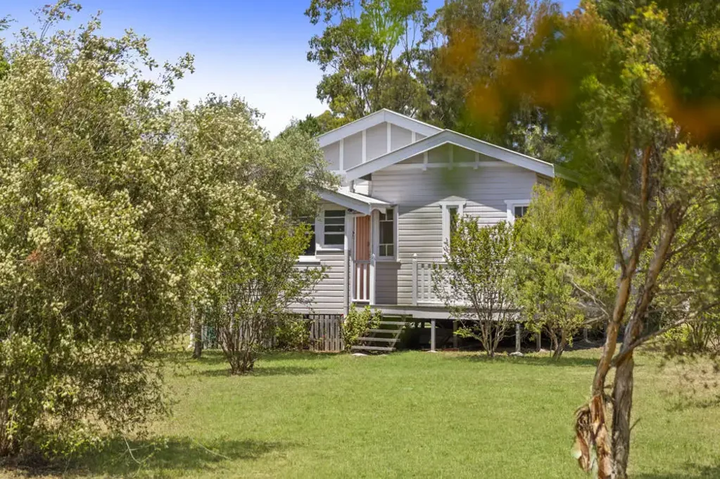 64 Phipps Drive, Meringandan West, QLD 4352