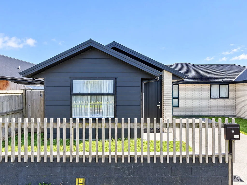 Nawton 3房  Sharply Priced! Freehold, Stylish, Easy Care