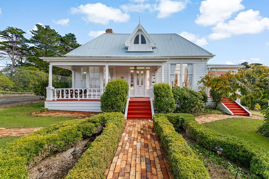 Taupaki 5部屋 Remarkable Villa with Views on 13 acres!