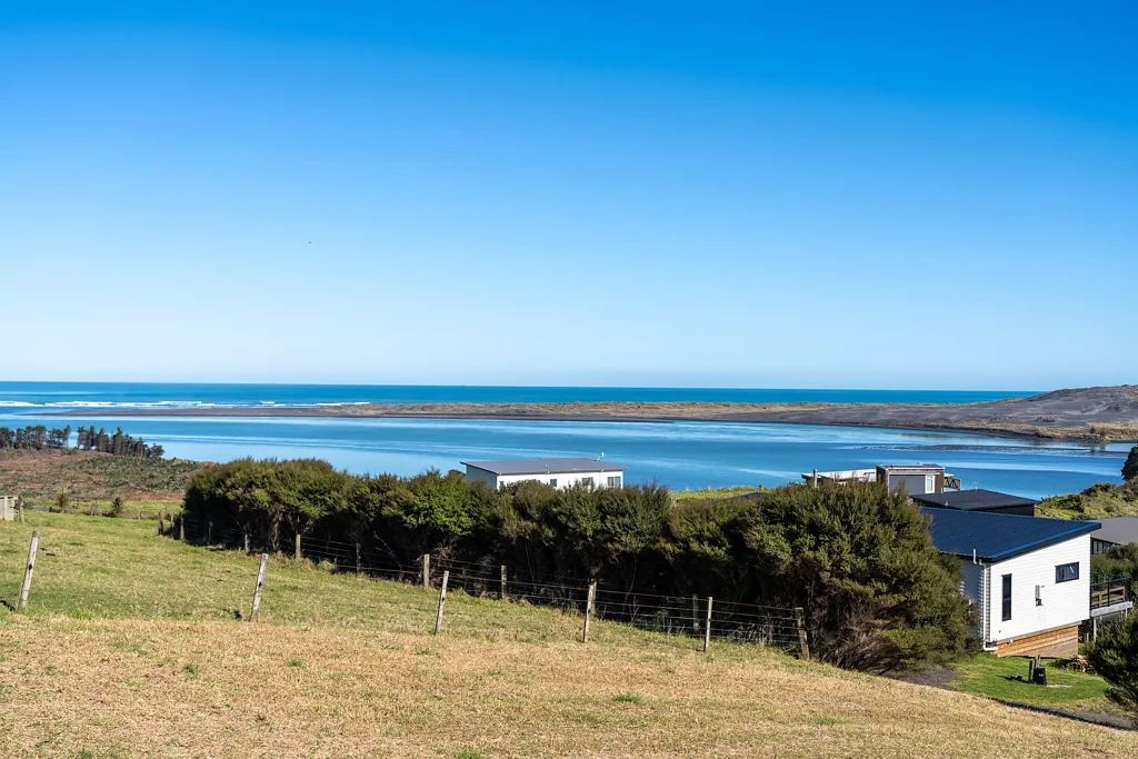 Kawhia Amazing views to escape the grind!