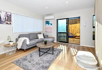 Papatoetoe 2房  Modern, easy living. Your next home or investment!