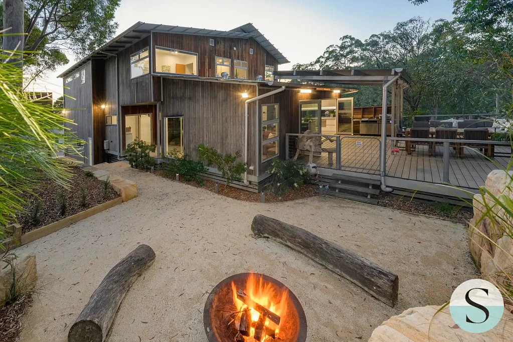 Murrays Beach 5침실 The Most Bespoke, Architecturally Striking, Exquisitely Designed Home - In Harmony with its Environment - Beyond Comparison Lifestyle & Finishes!