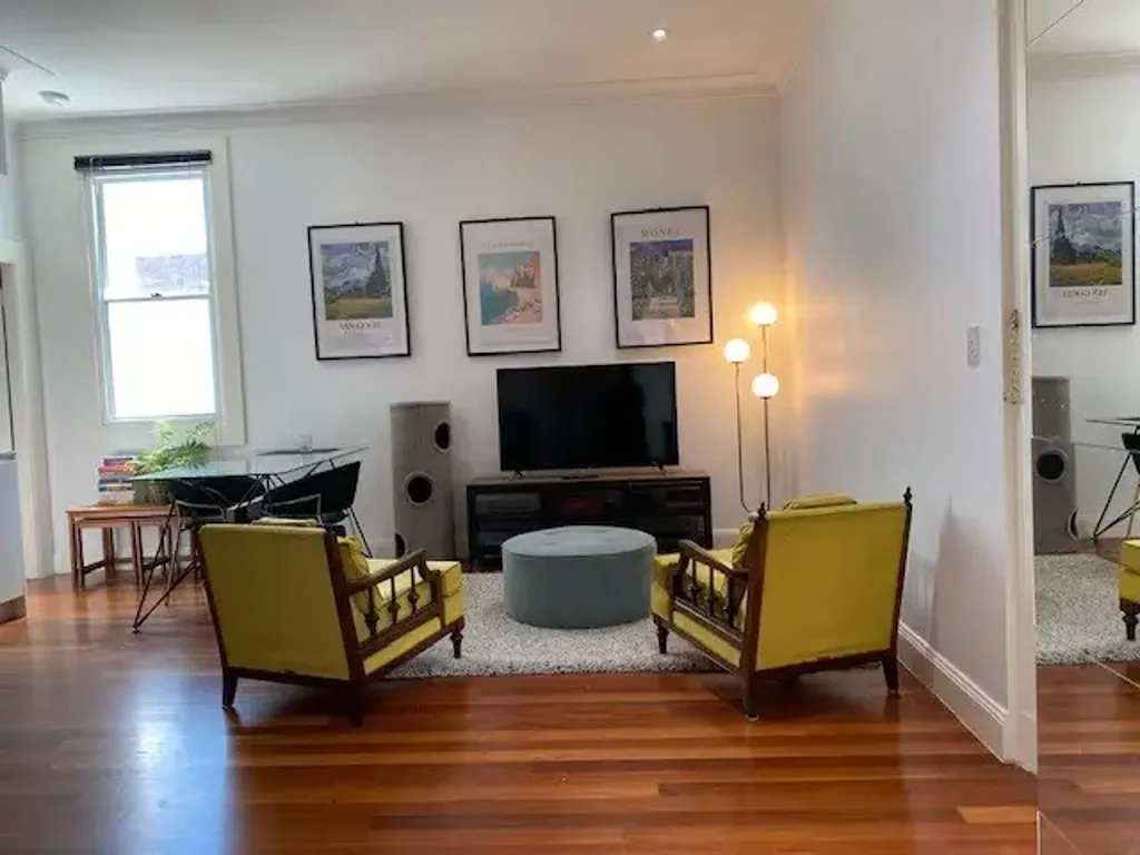 Stunning One Bedroom in Prominent Location