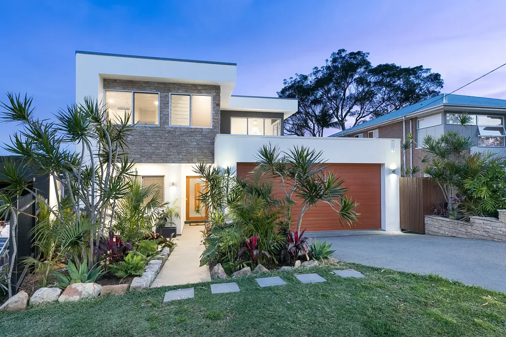 Caringbah South 5Moenga LUXURY LIVING IN CARINGBAH SOUTH WITH SERENE BAY VIEWS