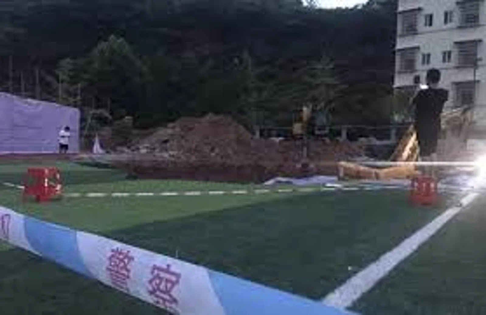 “操场埋尸案”校长被判了