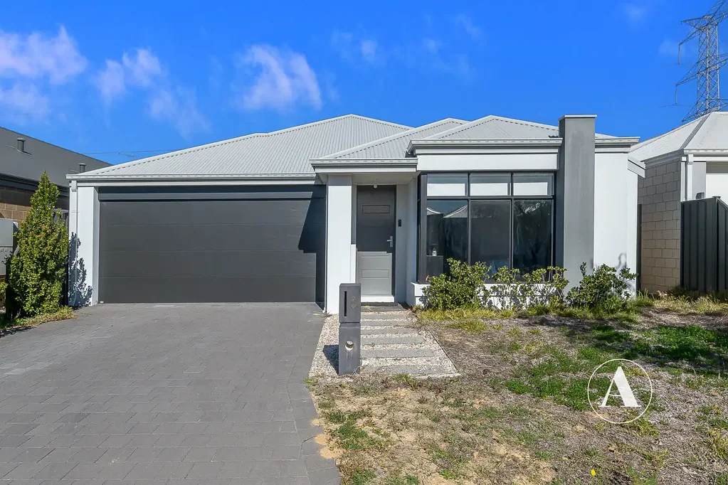 Piara Waters 3房  Modern Family Living in Sought-After Piara Waters with Theatre, Alfresco & Quality Finishes