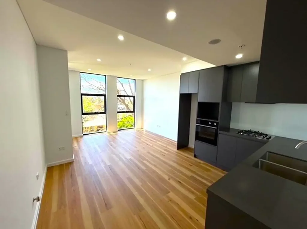 Location, Convenience and Space ( DEPOSIT TAKEN- LEASED IN 3 DAYS!!!)