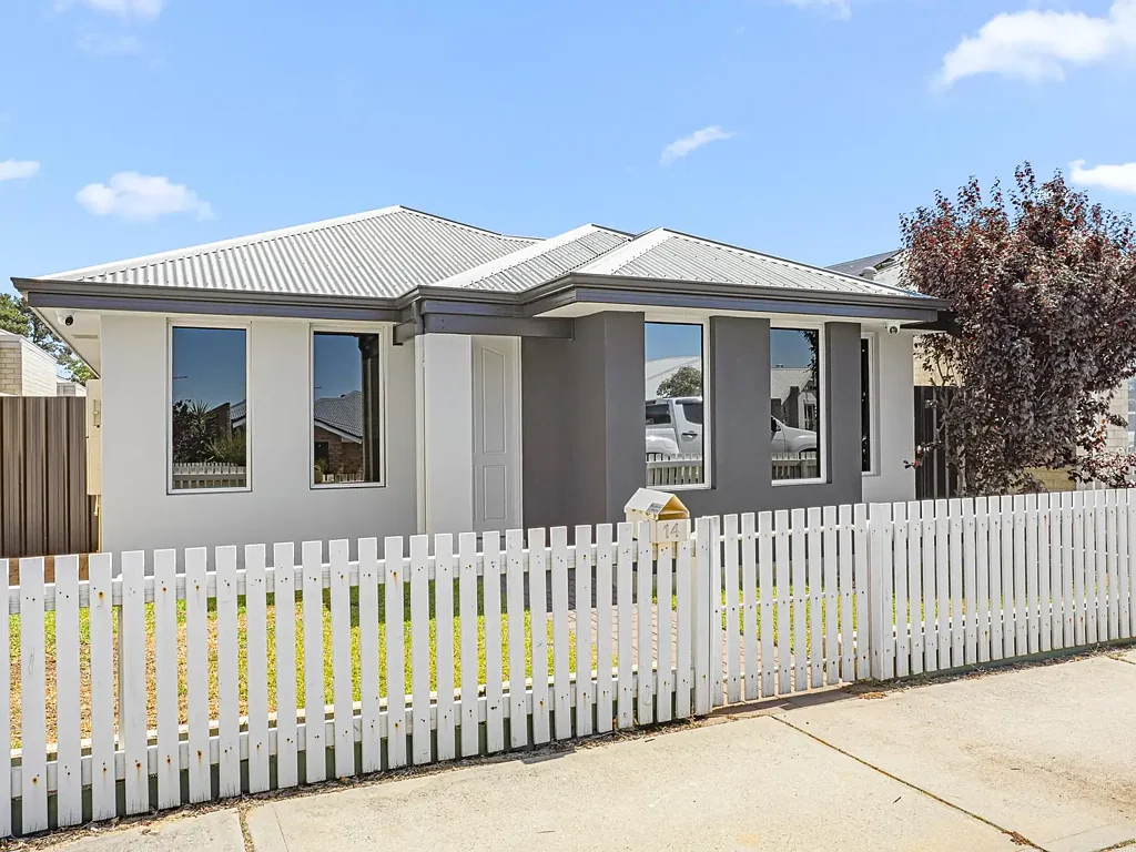 14 Clarity Elbow, Atwell, WA 6164