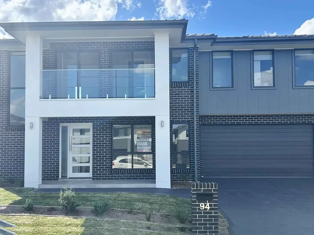 Box Hill 4ห้องนอน Ready to move in now !! Brand New 4 bedroom Double-storey house