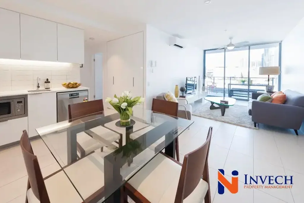 Modern One-Bedroom Apartment with Car Space & Stunning City Views – Level 13