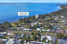 11 Surf Street, Long Jetty