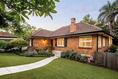 地址保密, Bardon, QLD 4065, 3房, 2浴, House