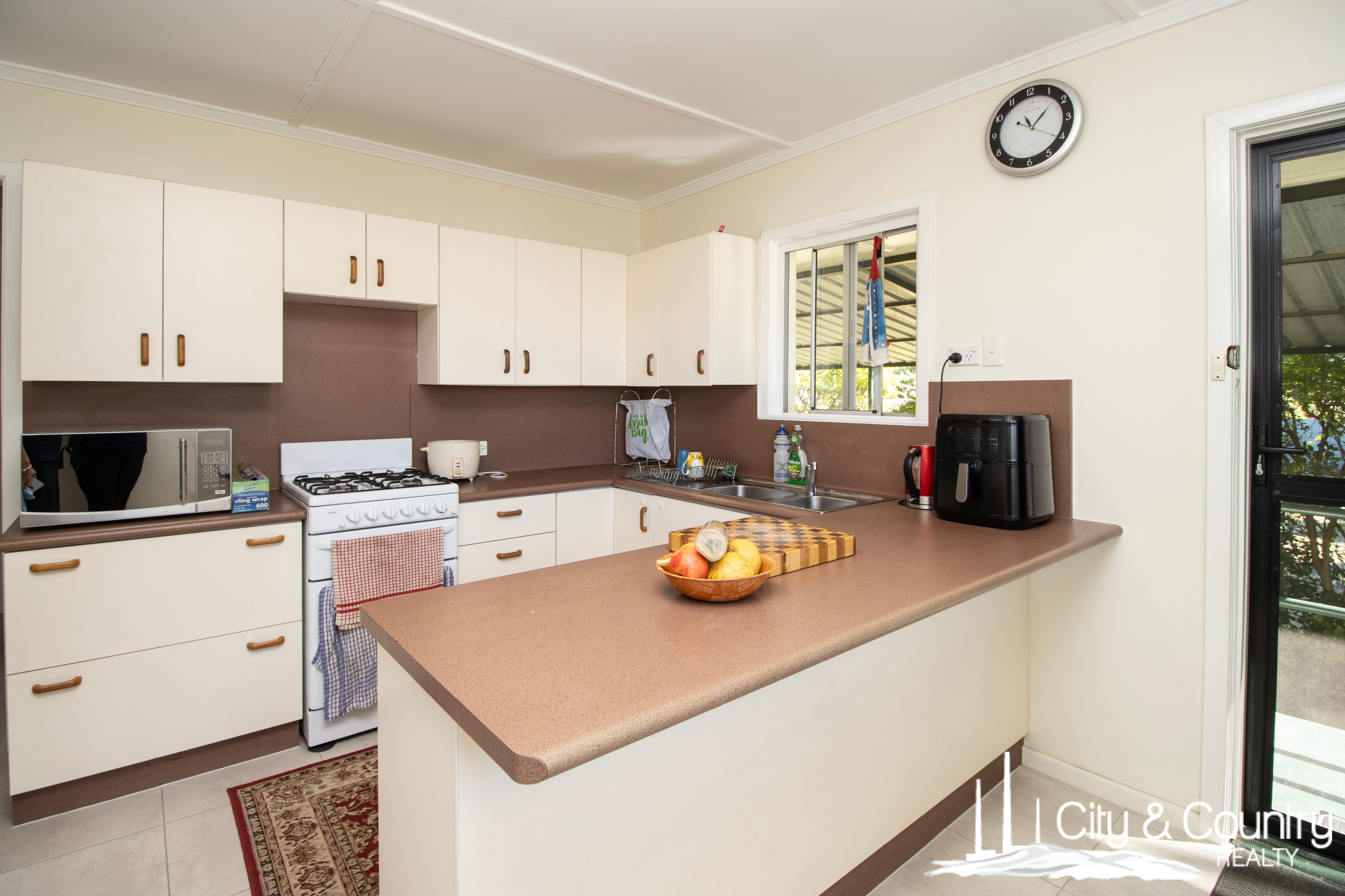 2 EMERALD ST, HAPPY VALLEY QLD 4825, 0房, 0浴, House