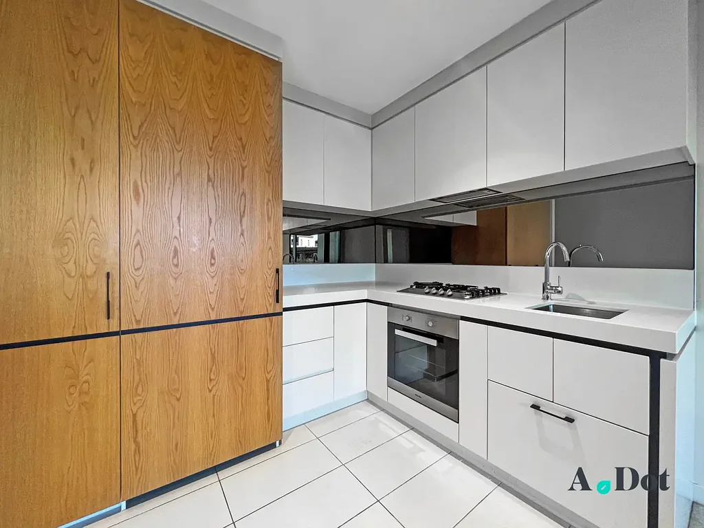 Modern 2 Bedroom Apartment