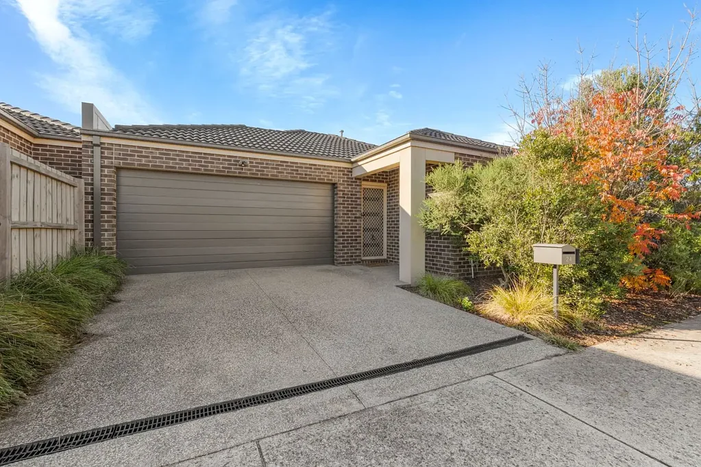 Modern Family Living in the Heart of Whittlesea