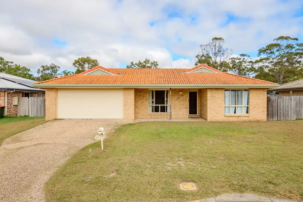 TIDY FAMILY HOME IN SOUGHT-AFTER KIN KORA SUBURB
