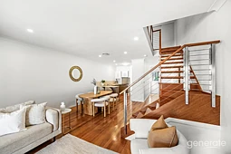 2/22 Silva Street, Ascot
