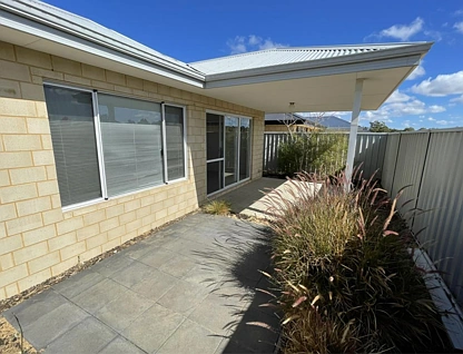 3 Heathcote Road, Seville Grove, South East Perth, 3 Bedrooms, 2 Bathrooms, House