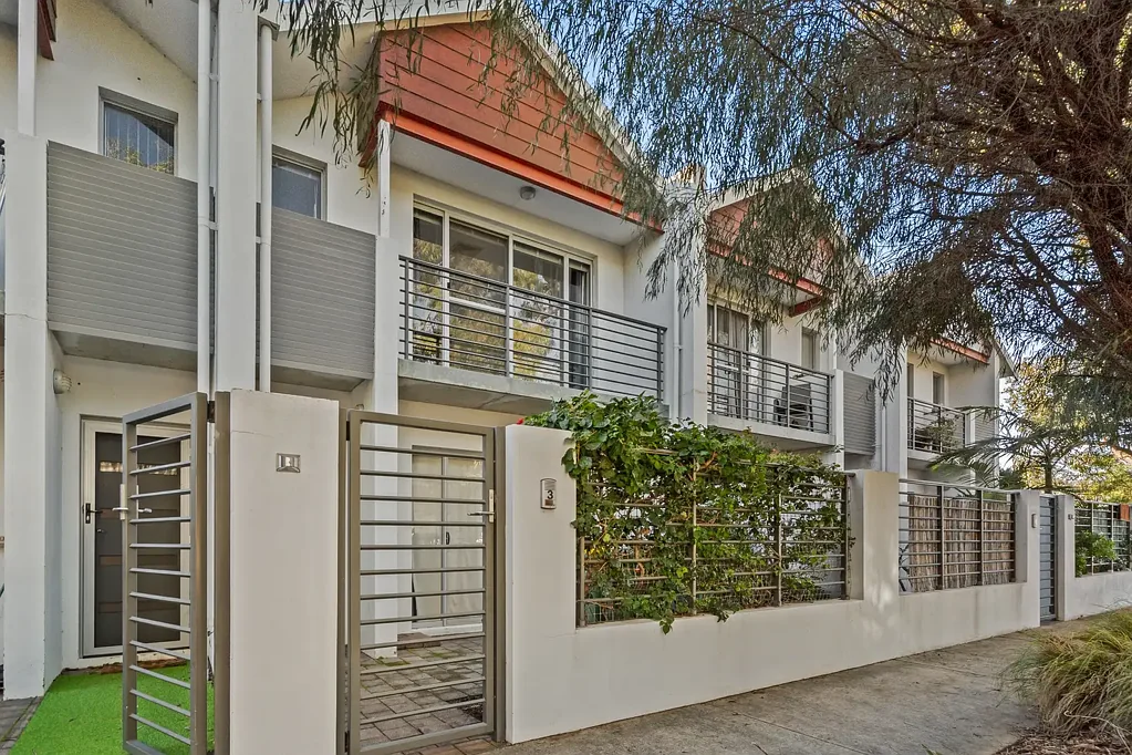 Peaceful Villa Living in the Heart of Erskine.