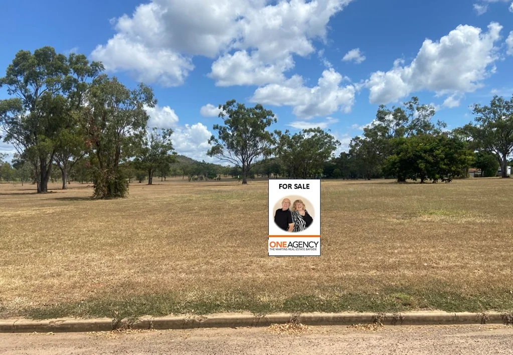 Greenvale Vacant Block in the Centre of the town,