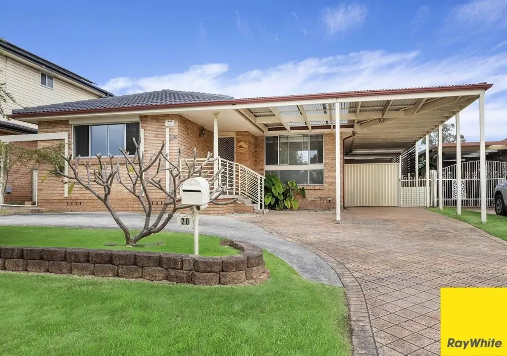 Spacious Family Entertainer with Pool & Modern Upgrades!