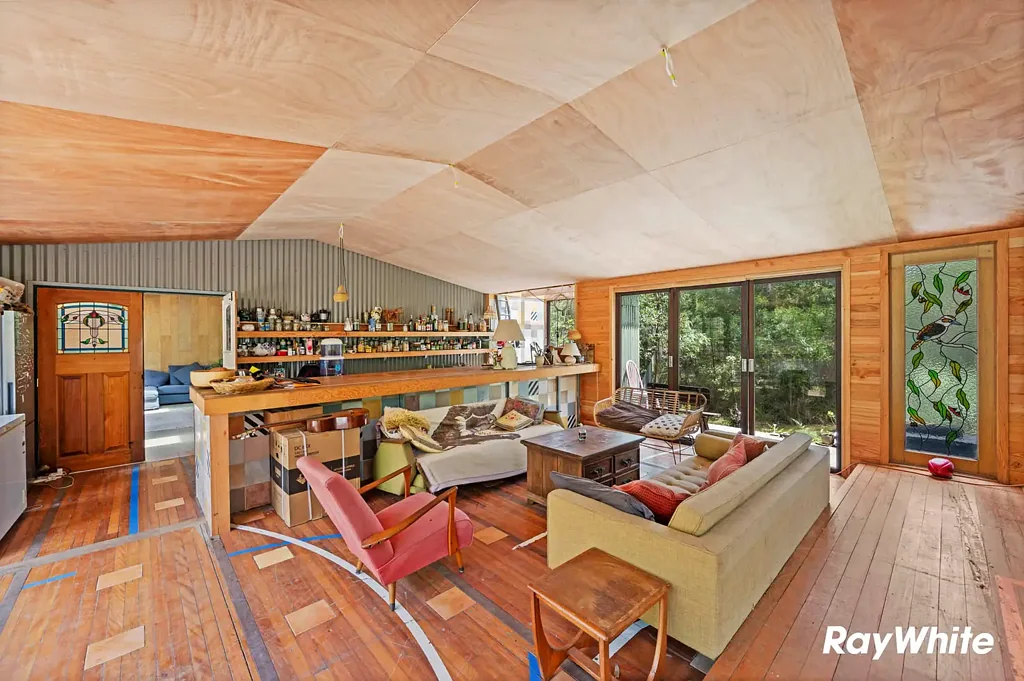 Deua River Valley 3chambre Fully self sufficient and river front!