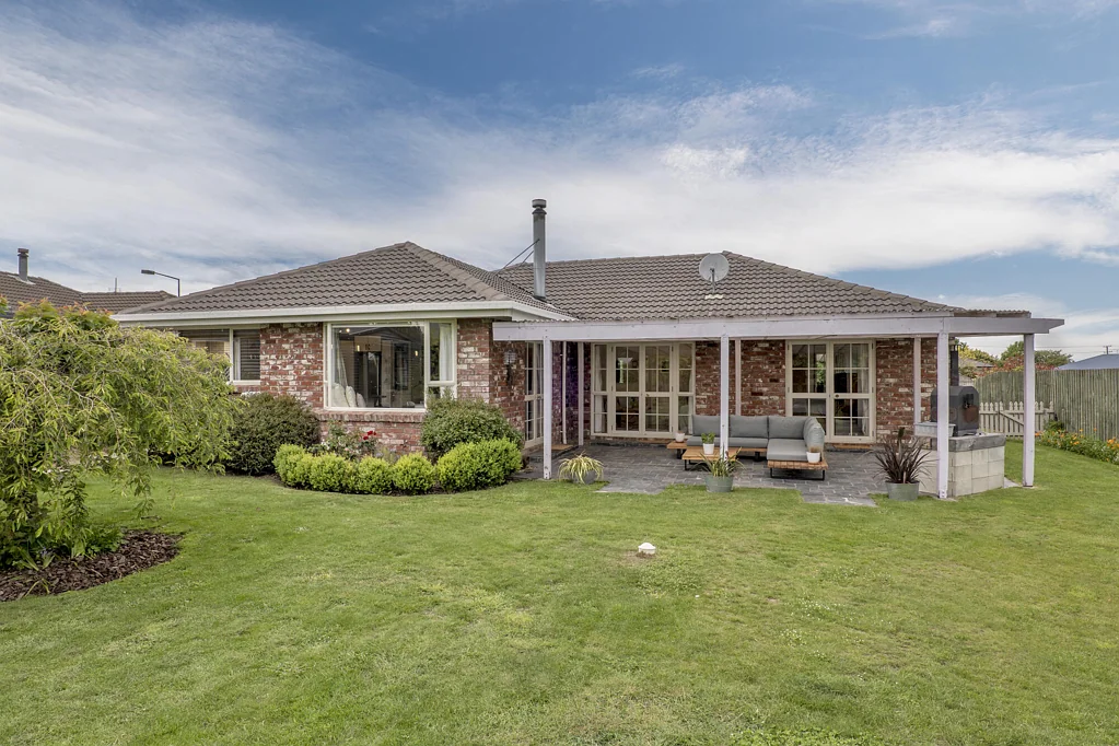 Darfield 3 Slaapkamer Auction - Vendor says sell