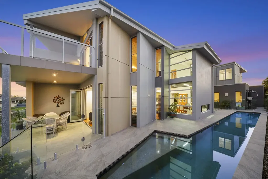 Port Macquarie 4 Bedroom Premium Waterfront Location and Lifestyle