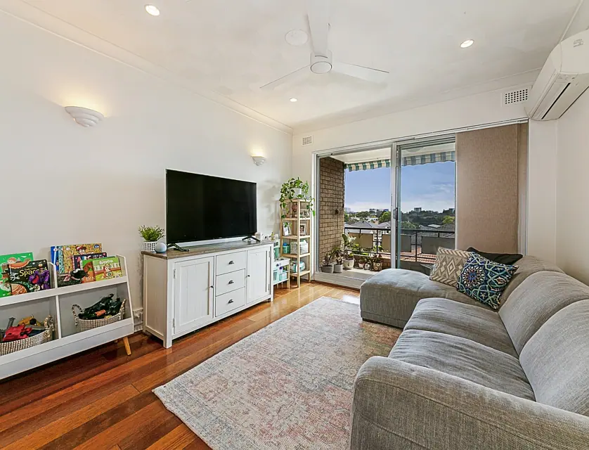 29/6-10 Horner Avenue, Mascot, Eastern Suburbs, 3 Bedrooms, 1 Bathrooms, Apartment