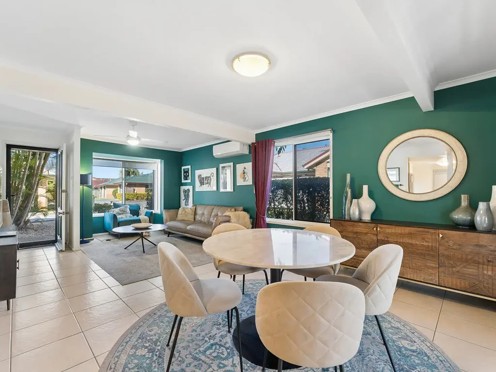 Cornubia 3ห้องนอน Rare End-Row Townhouse Offering Exceptional Privacy